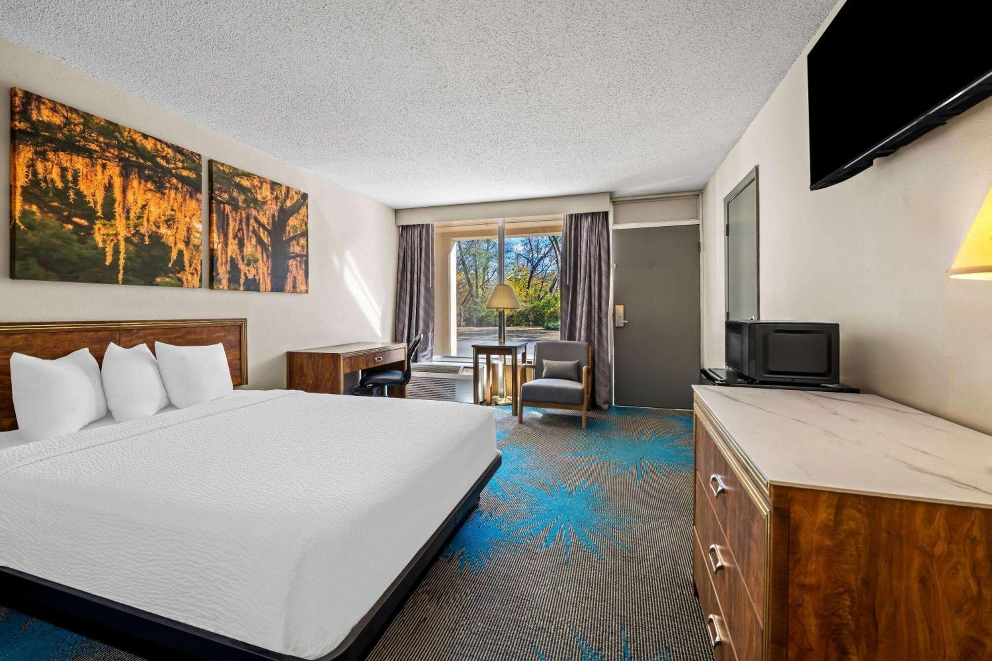 Days Inn By Wyndham Dubuque Luaran gambar